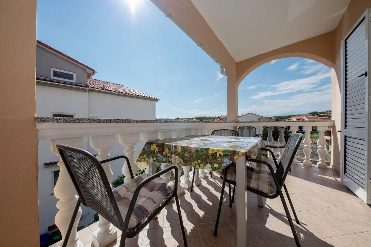 Paradise Apartments Lopar Exterior photo
